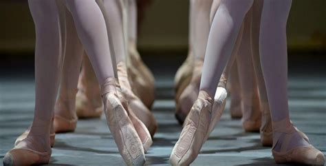 What Does “Sickled Feet” Mean in Dance: A Multi-Perspective Analysis